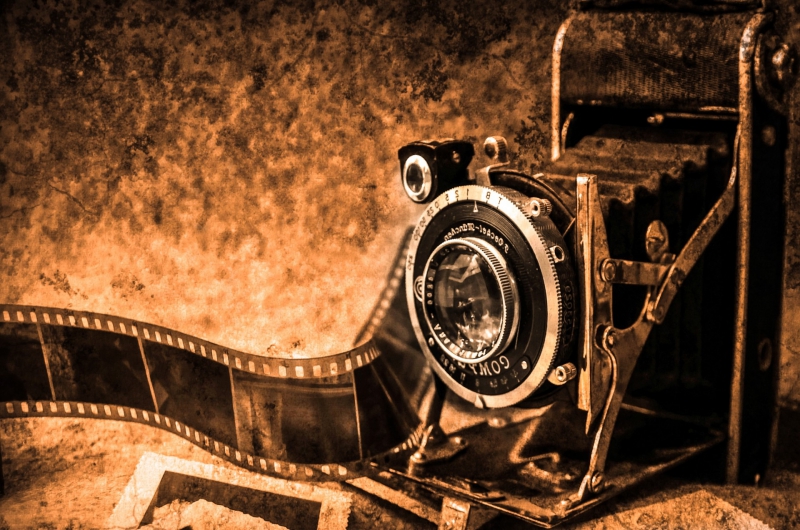 photographe-BEZAUDUN LES ALPES-min_light-wood-night-camera-photography-vintage-1245236-pxhere.com